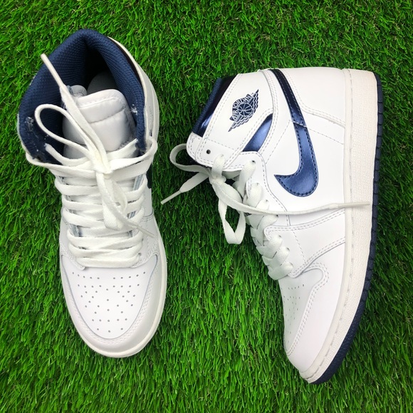Air Jordan 1 Retro High OG ‘Metallic Navy’ - Picture 2 of 7